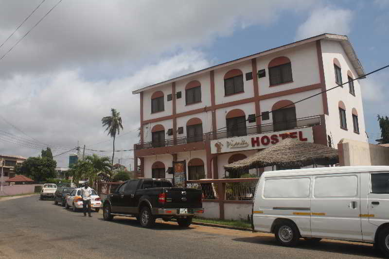 Pink Hostel Accra Esterno foto