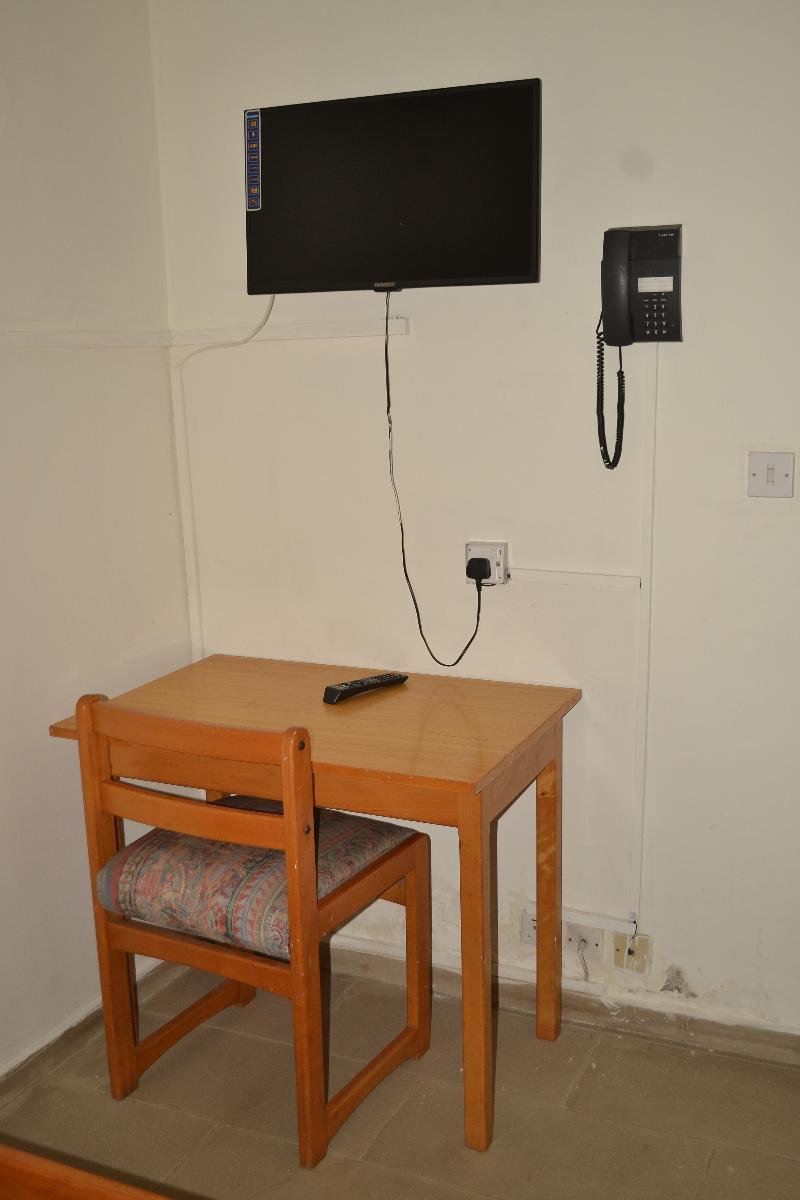 Pink Hostel Accra Esterno foto